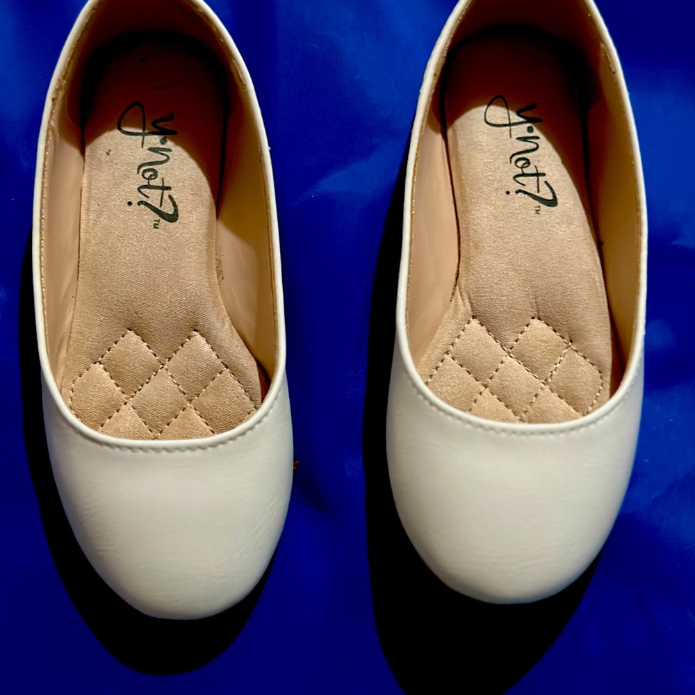 Girl doll shoes size 9